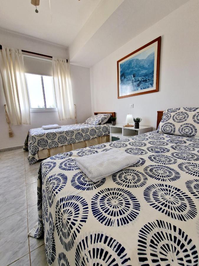 Emma'S Place, 2 Bedroom Apartment With Pool View Paphos Eksteriør billede